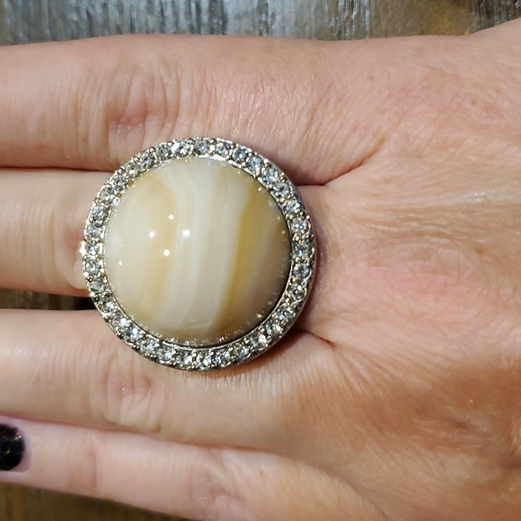 Loft Ring - Picture 5 of 5